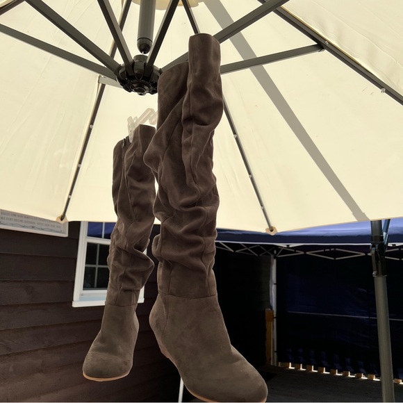 NWOT ~ SLOUCHY OVER THE KNEE BOOTS!! - Picture 4 of 12